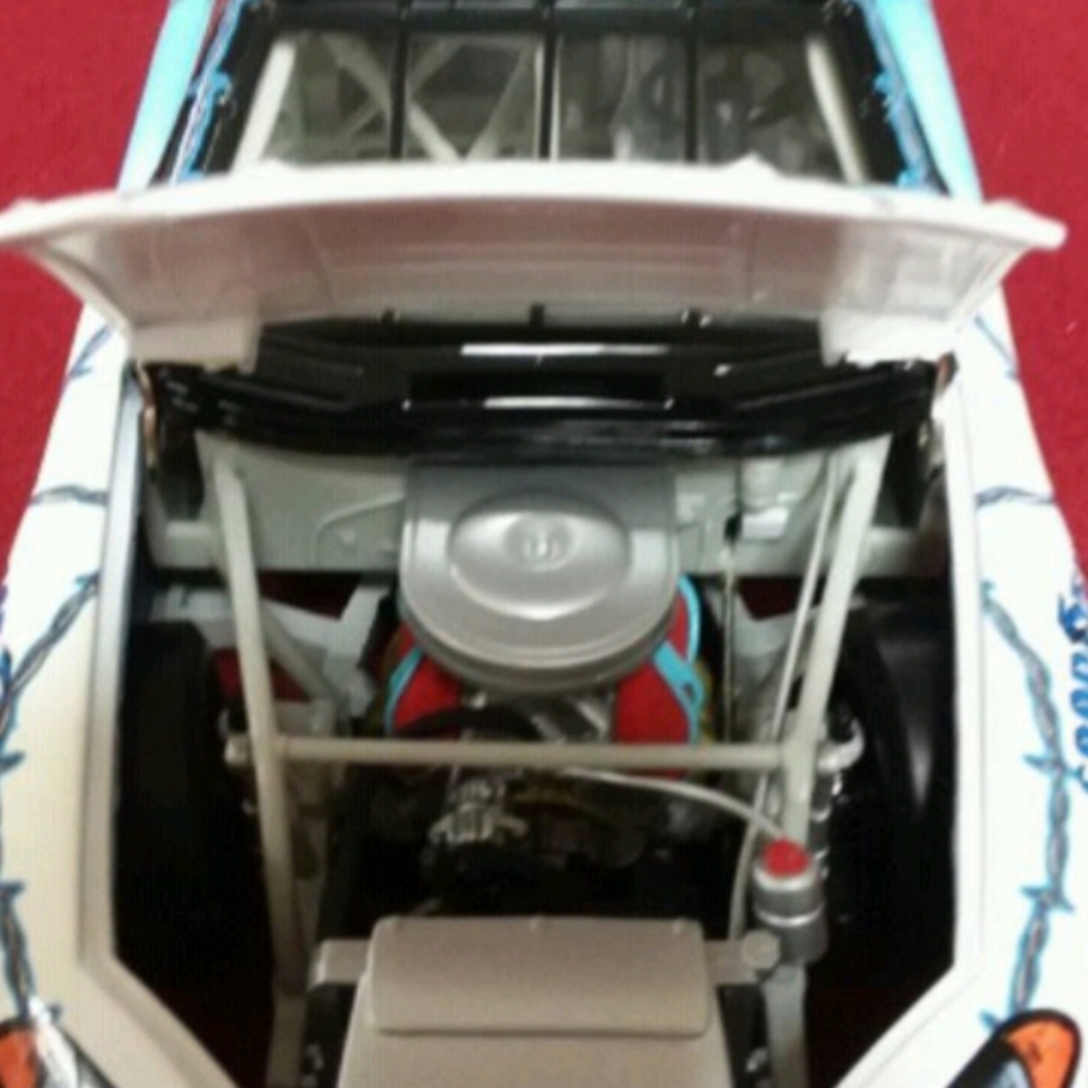 Collectable Nascar - Picture 2 of 3